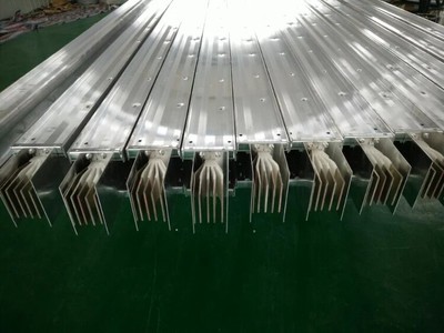 浇注母线槽 现代电力传输的安全与高效解决方案